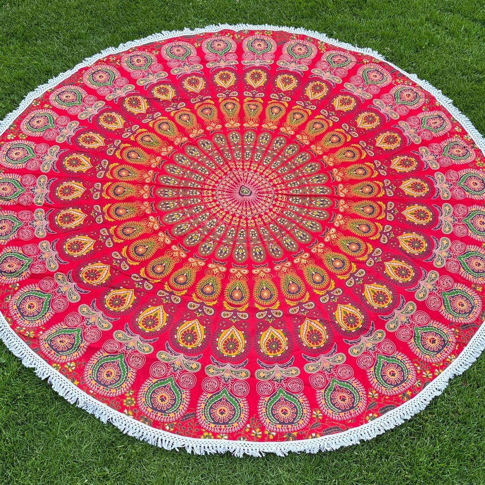 Roundie - Picture 6 of 8